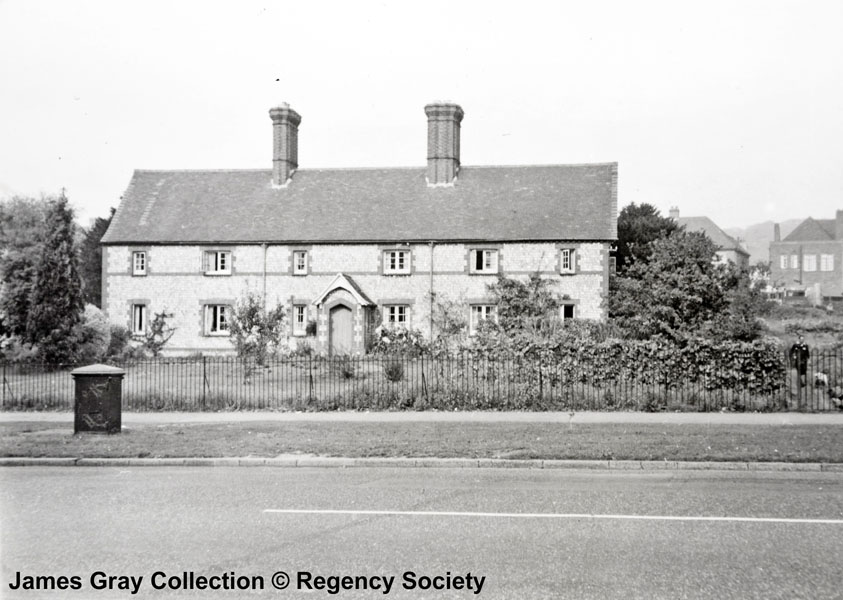 Flint Cottages by the Lewes Road