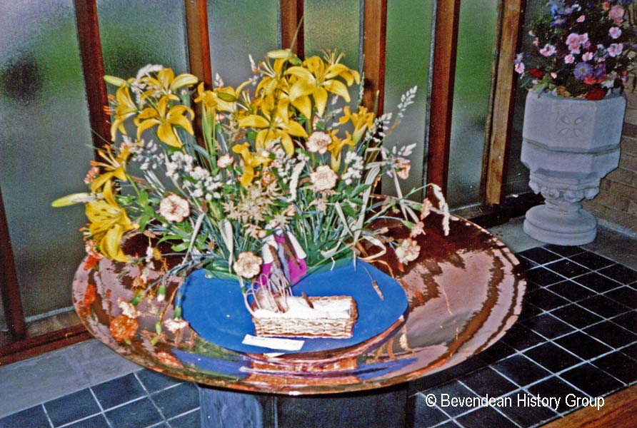 Font with a flower decoration