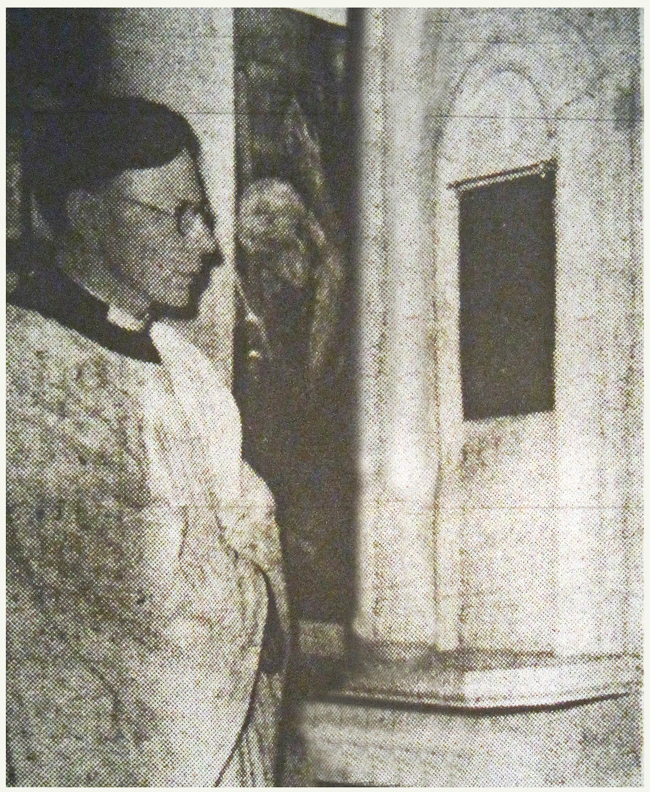 1953 Rev Newton at the Aumbry