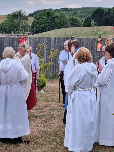 Consecration image 204754