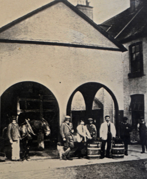 Horse Gin c1900