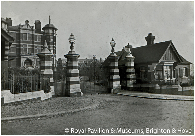 Porters Lodge and Gates c1910