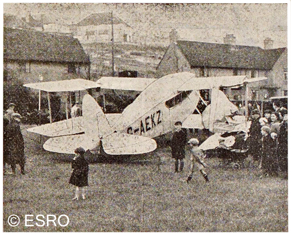 20 May 1939 Aircraft on Avenue Green