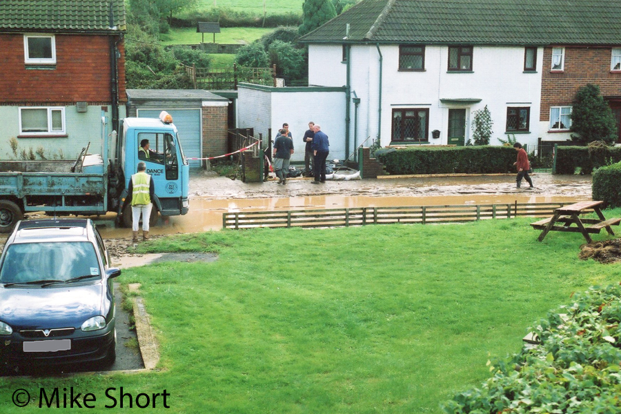 October 2000 Flooding in Bodiam Close