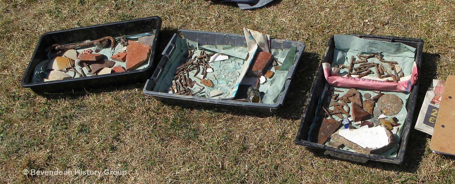 Three finds trays
