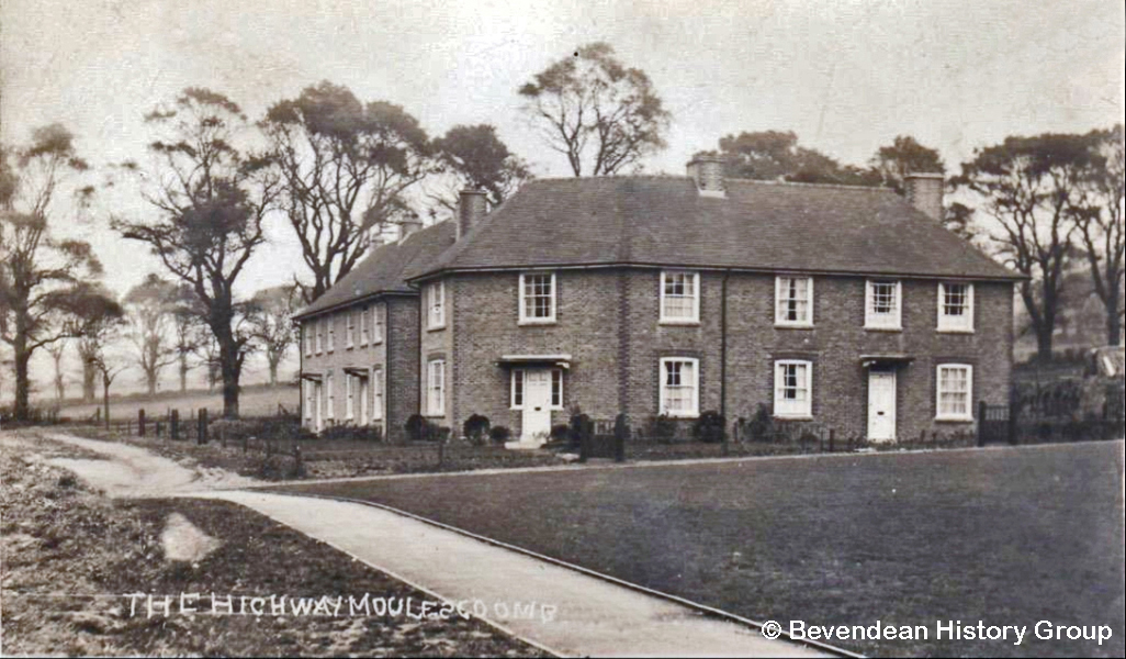 1920s Houses in the Hughway