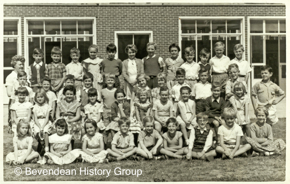 1961 Steve Hazell Class Photograph